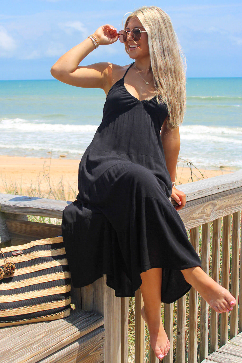 Summer Strolls Halter Neck Tie Midi Dress - Black