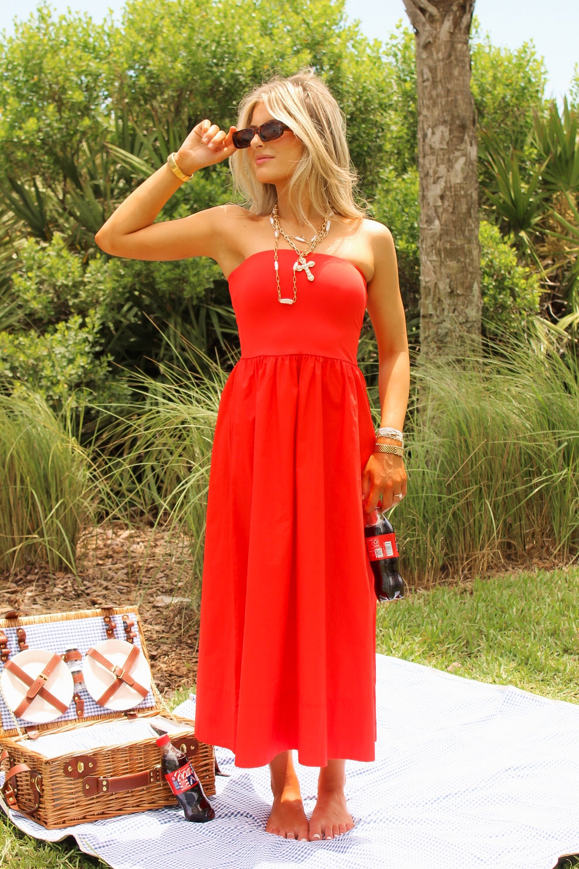 Z Supply: Sunsought Strapless Midi Dress - Lychee – Makk Fashions