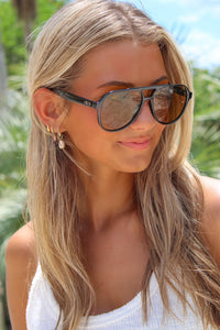 Otra: Stevie Sunglasses - Black/Olive