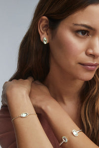 Kendra Scott: Elaina Gold Chain Bracelet - Dichroic Glass | Makk Fashions