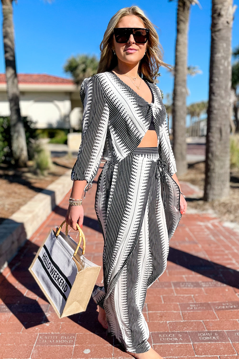 Hello Weekend Bamboo Tote Bag - Ivory | Makk Fashions