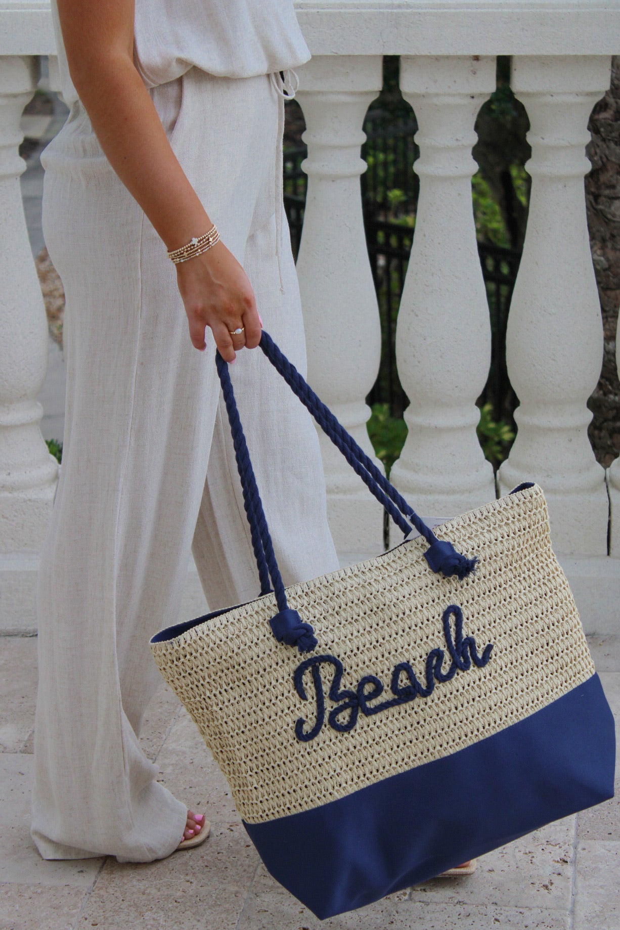Beach Ready Rope Straw Tote Bag - Navy