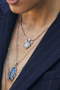 Kendra Scott: Maura Vintage Silver Jaguar Short Pendant Necklace - Indigo | Makk Fashions