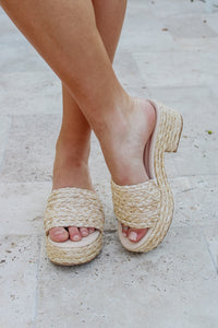 The Isla Raffia Platform Heel Slide Sandal - Natural | Makk Fashions