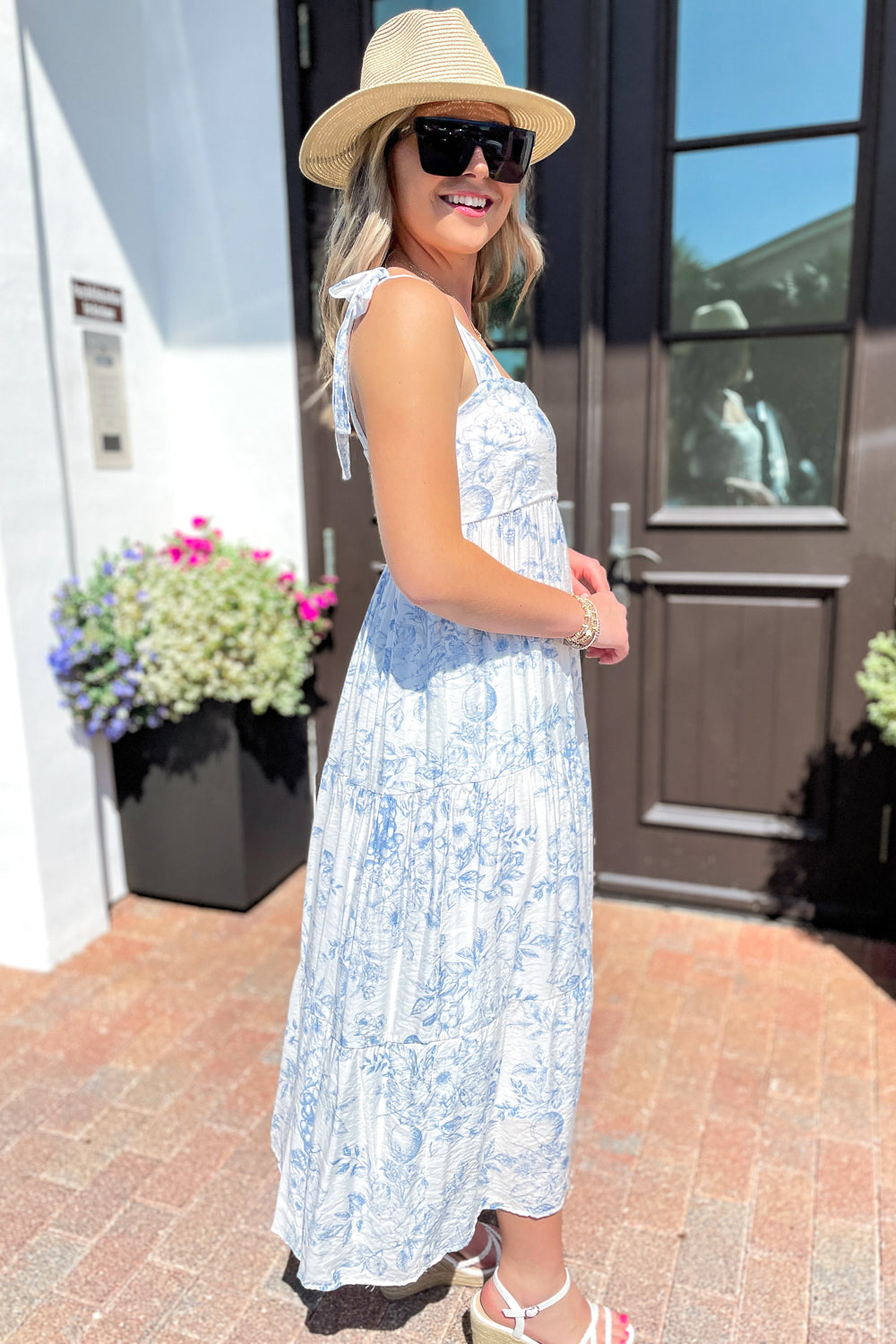 Sweet Summer Days Tiered Midi Dress - Blue/White | Makk Fashions
