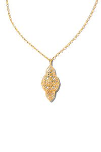 Kendra Scott: Abbie Long Pendant Necklace - Gold | Makk Fashions