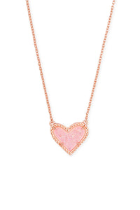 Kendra Scott: Ari Heart Rose Gold Pendant Necklace - Pink Drusy | Makk Fashions