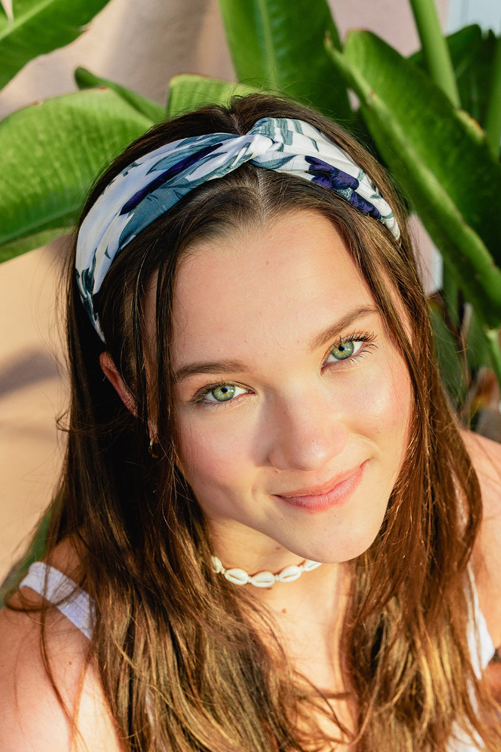 Lotus & Luna: Hanalei Twist Headband | Makk Fashions