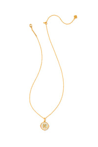 Kendra Scott: Letter K Gold Disk Pendant Necklace - Iridescent Abalone | Makk Fashions