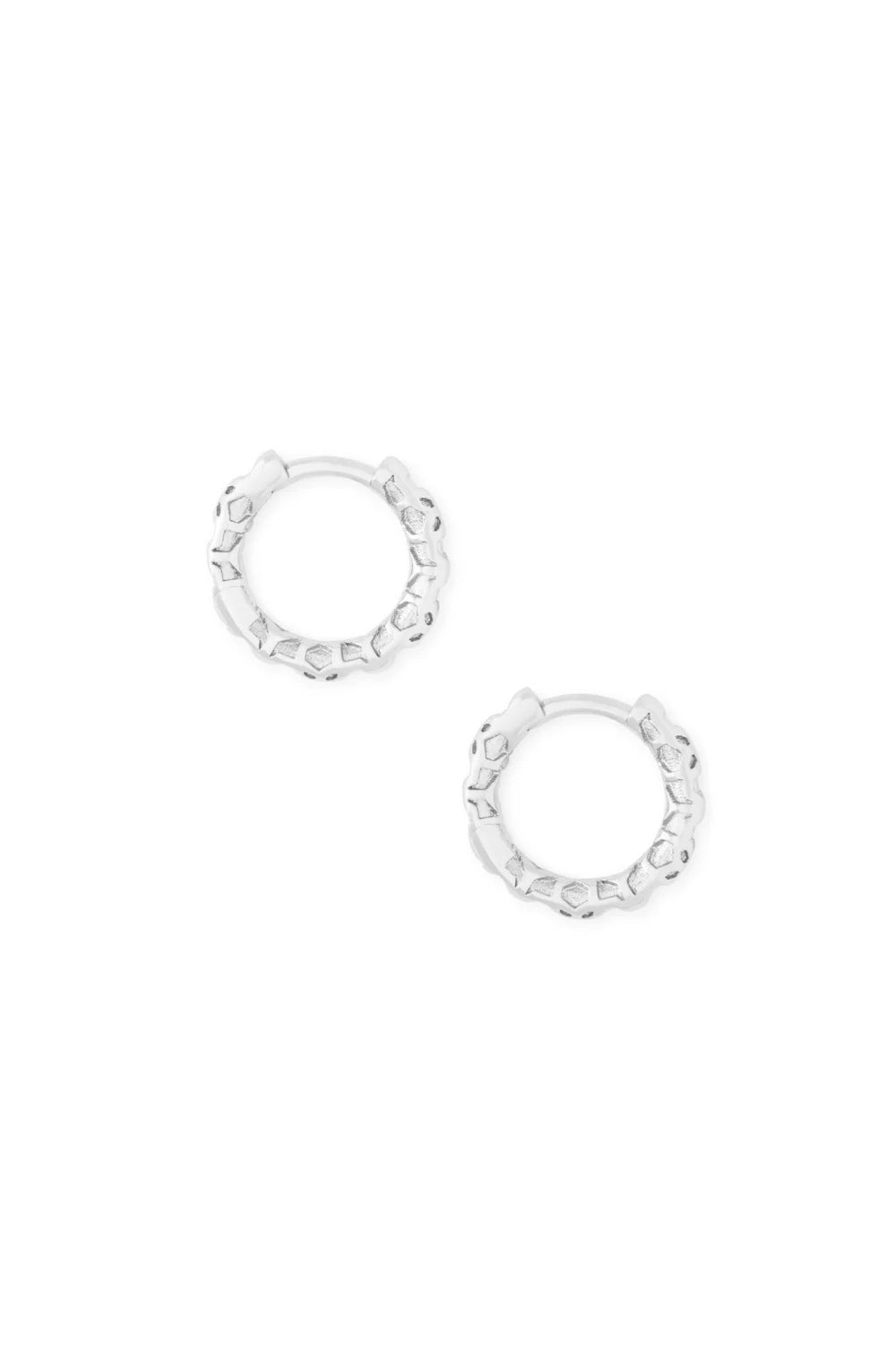 Kendra Scott: Maggie Huggie Earrings - Silver | Makk Fashions