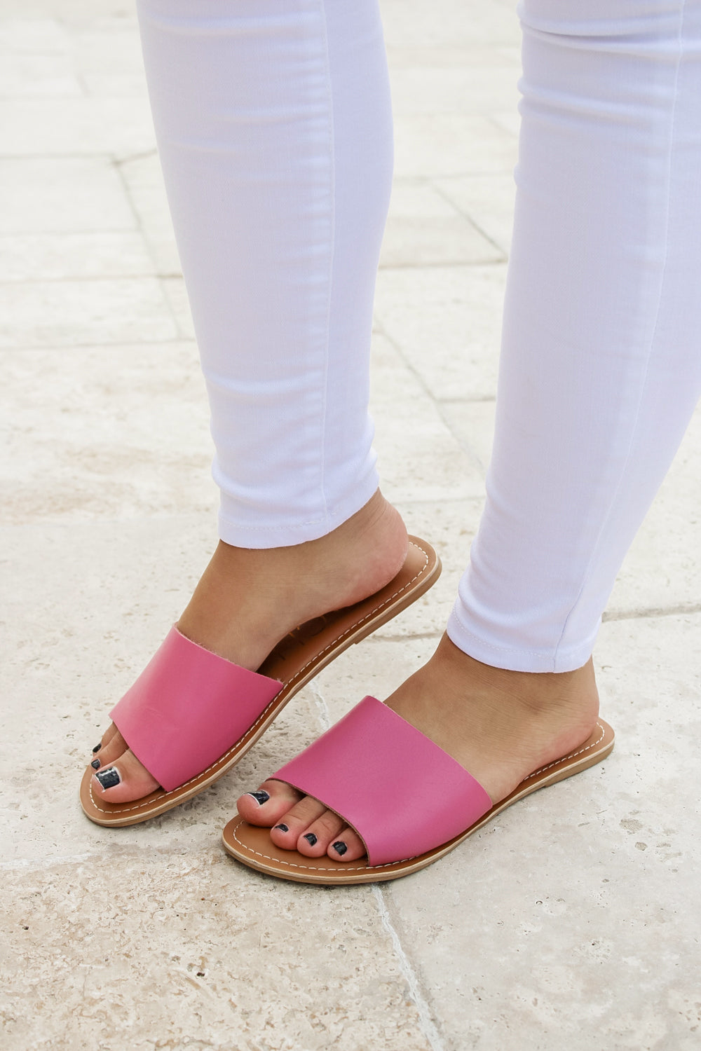 Matisse: Cabana Leather Slide Sandal - Bubblegum | Makk Fashions