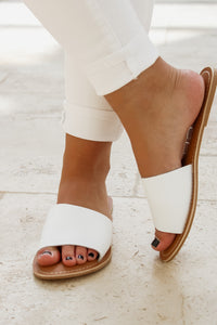 Matisse: Cabana Leather Slide Sandal - White | Makk Fashions