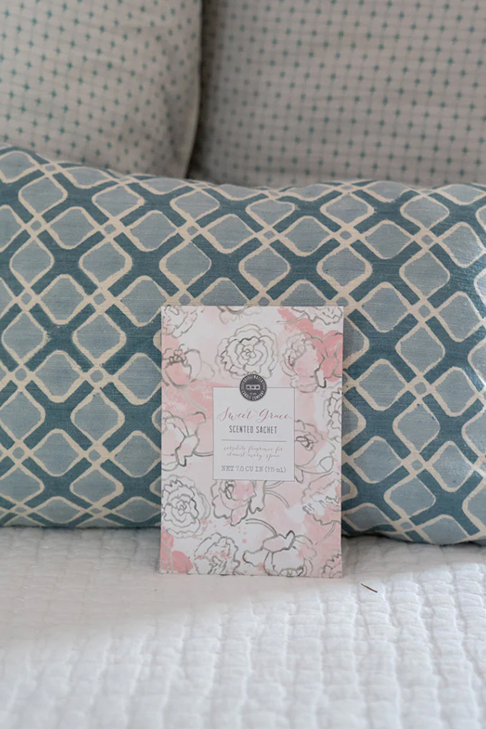 Bridgewater: Sweet Grace Collection Pattern Sachet - Blush Flower | Makk Fashions