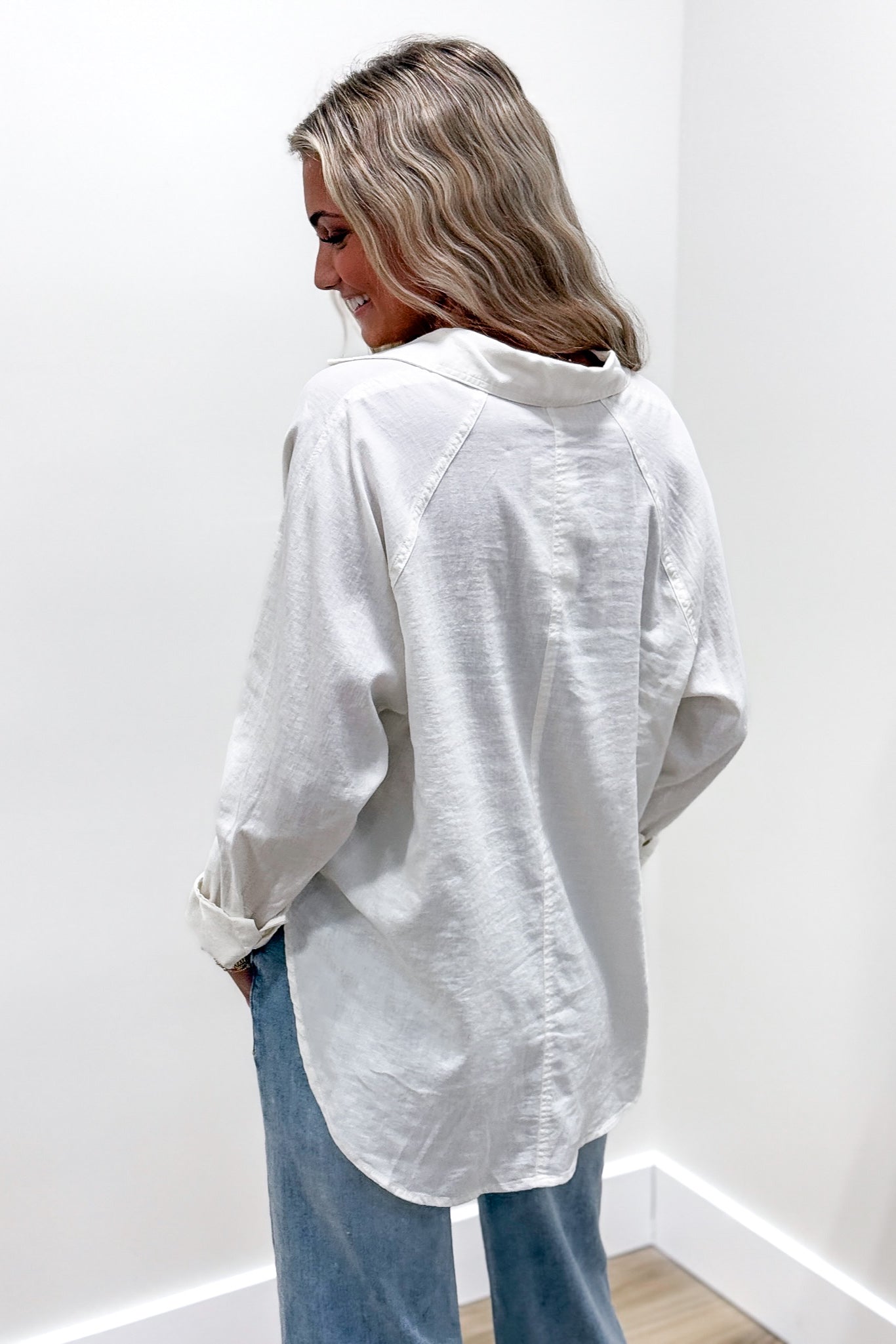 Z Supply: The Perfect Linen Top - White