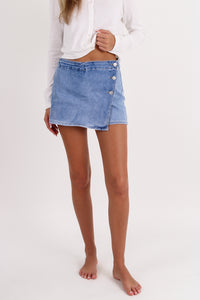 Mandy High Rise Button Down Skort - Lt Wash