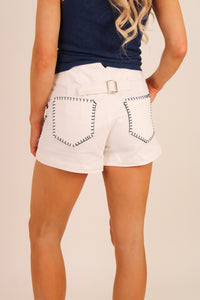 The Finishing Touch Whipstitch Shorts - Off White