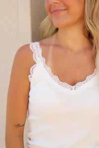 Z Supply: Eve Lace Tank - Sandstone