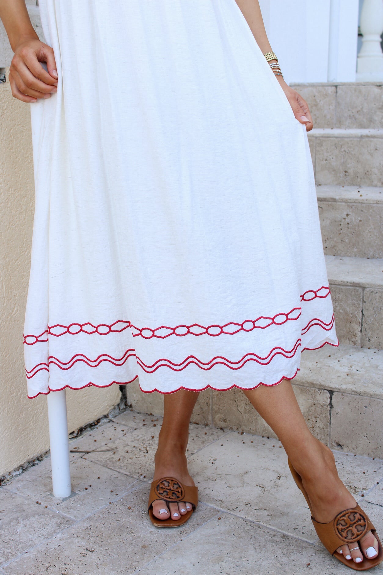 The Coastal Blossom Scalloped Midi  Dress - Red