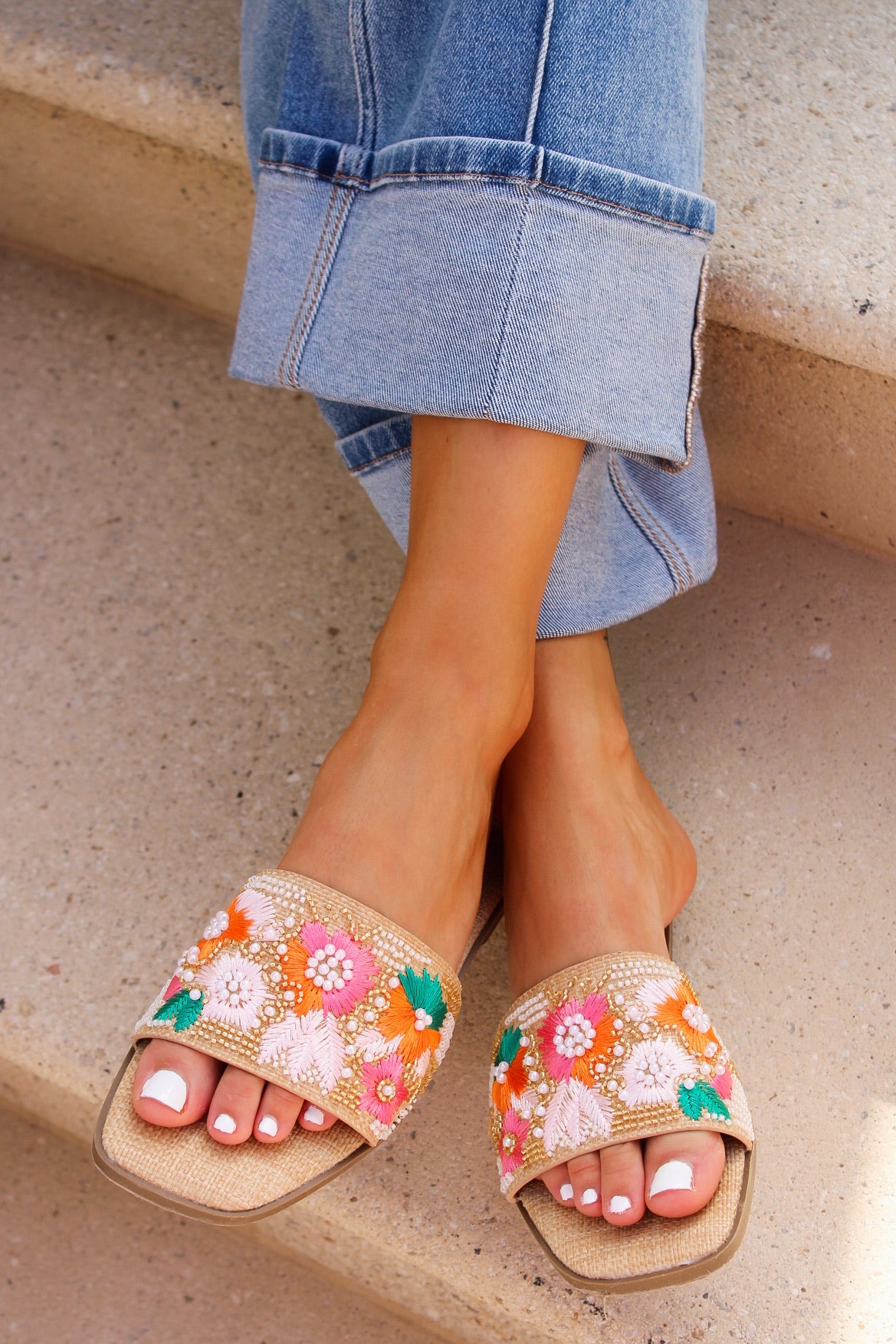 Seaside Petal Raffia Slide Sandal - Multi