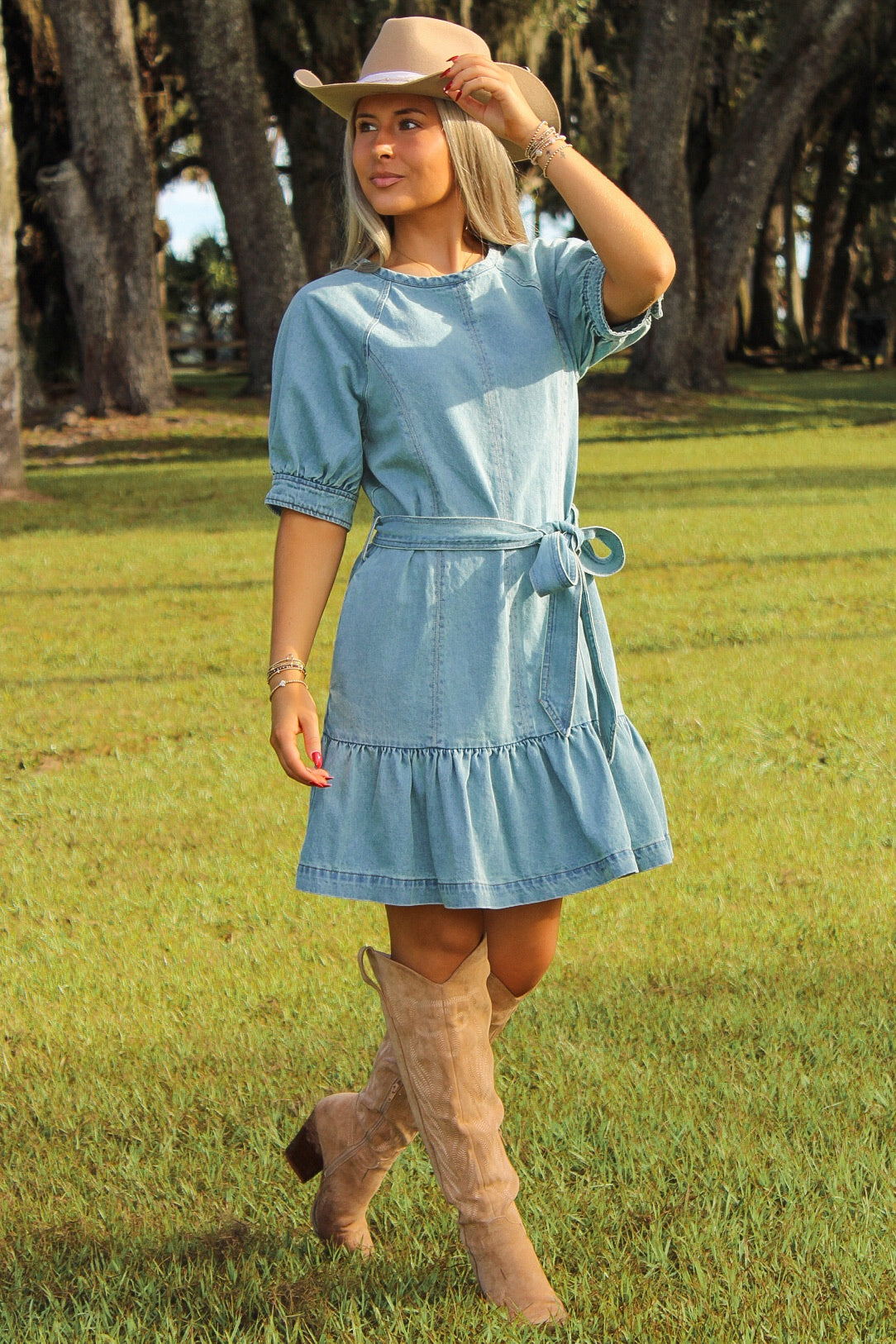 Urban Stitch Puff Sleeve Denim Dress - Lt. Wash Makk Fashions Urban Stitch Puff Sleeve Denim Dress - Lt. Wash Makk Fashions
