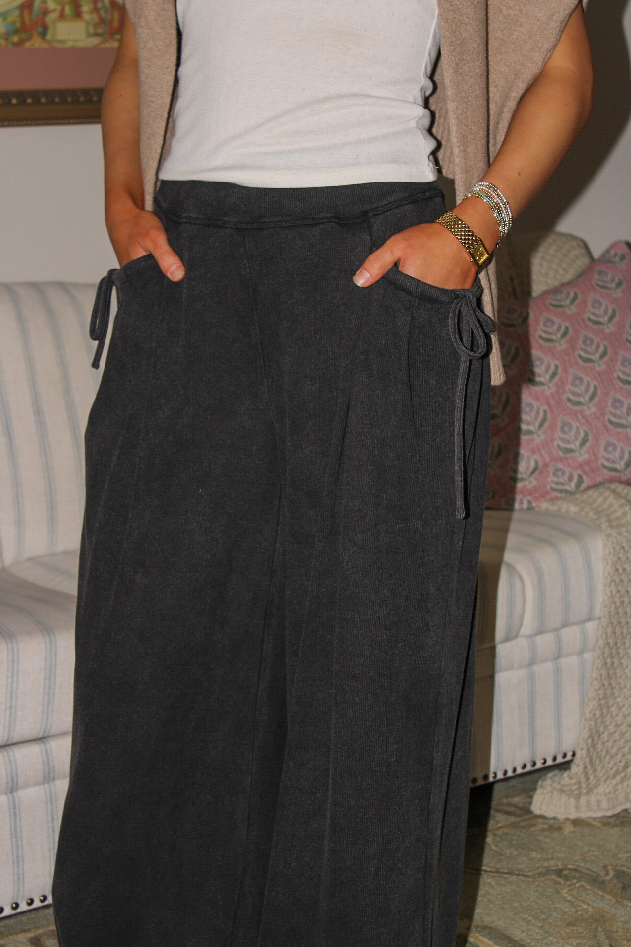 Sunday Escape Wide Leg Ribbed Pants - Black