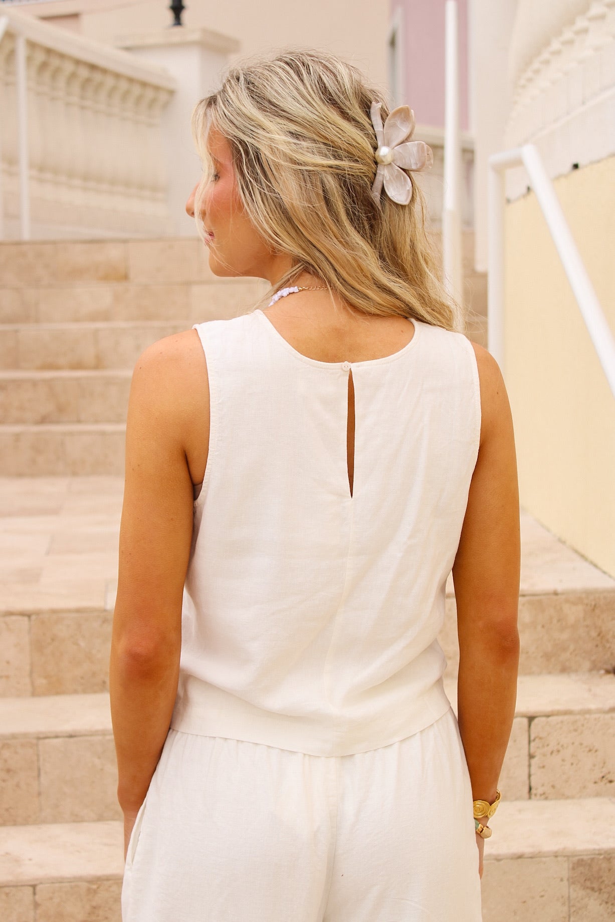 Z Supply: Sloane Linen Cropped Tank - White