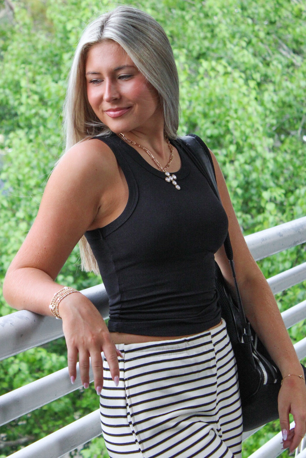 All Worth It Ribbed Crop Top - Black