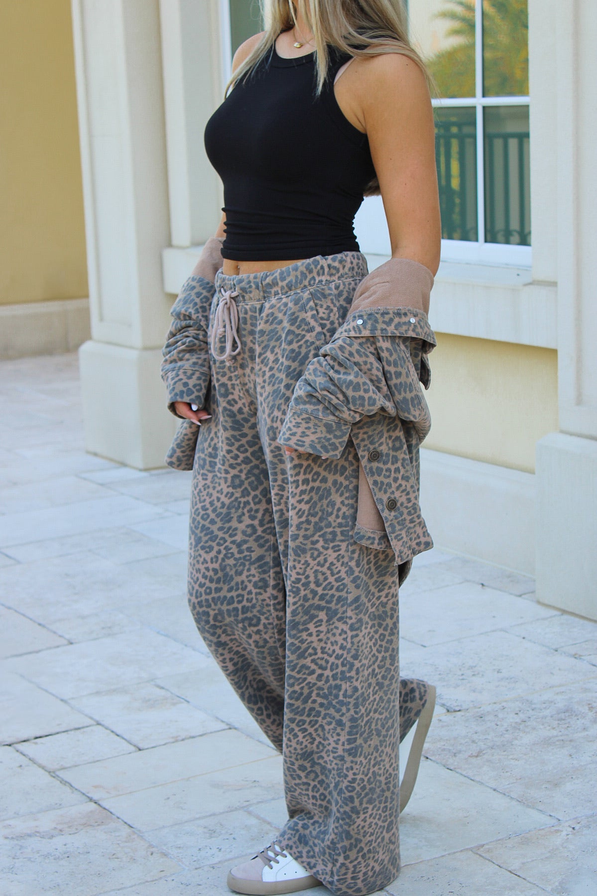Z Supply: Hunter Knit Leopard Knit Pant - Desert Tan
