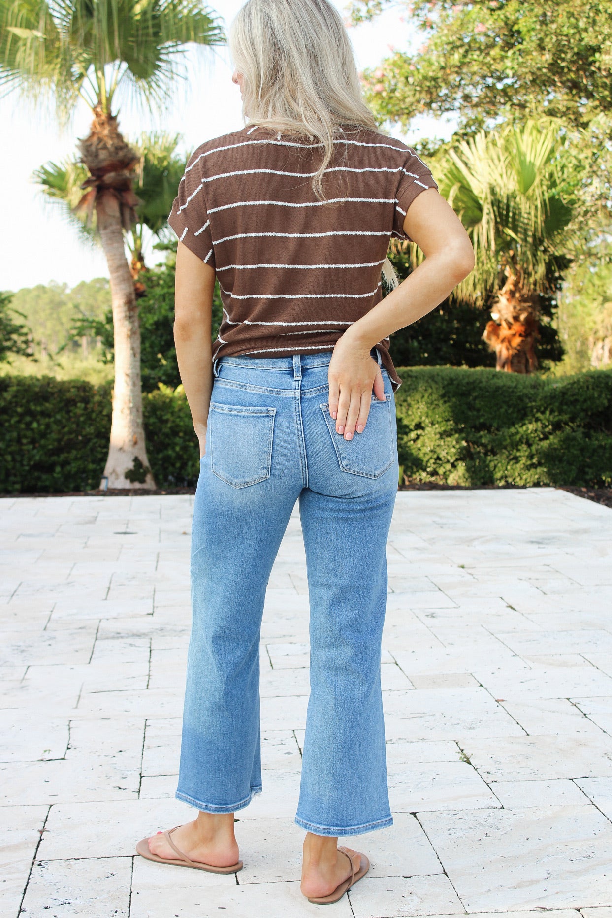 Parker High Rise Wide Leg Jeans - Med Wash