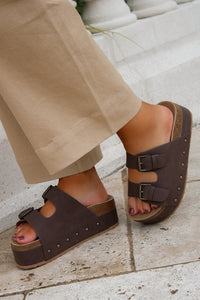 The Emma Cork Buckle Platform Slide - Brown
