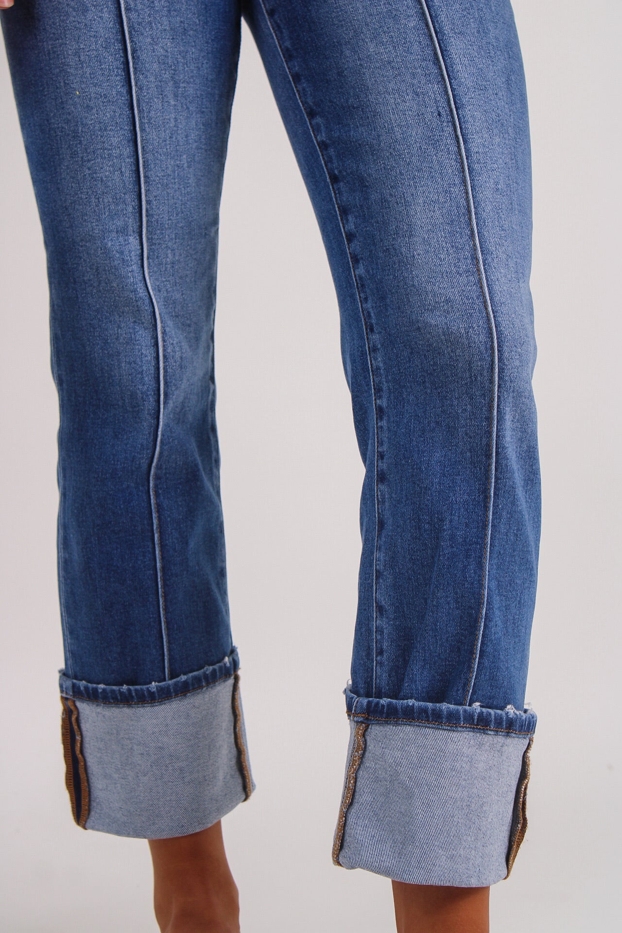 Amanda High Rise Ankle Straight Wide Cuff Jeans - Med Wash
