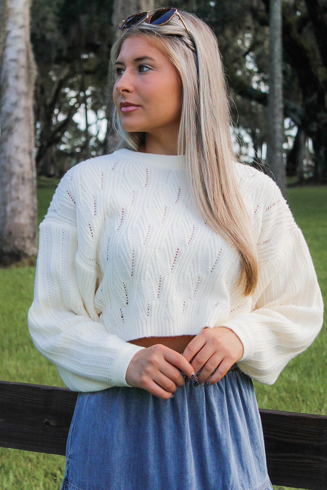 Leia Crew Neck Cropped Sweater - Cream
