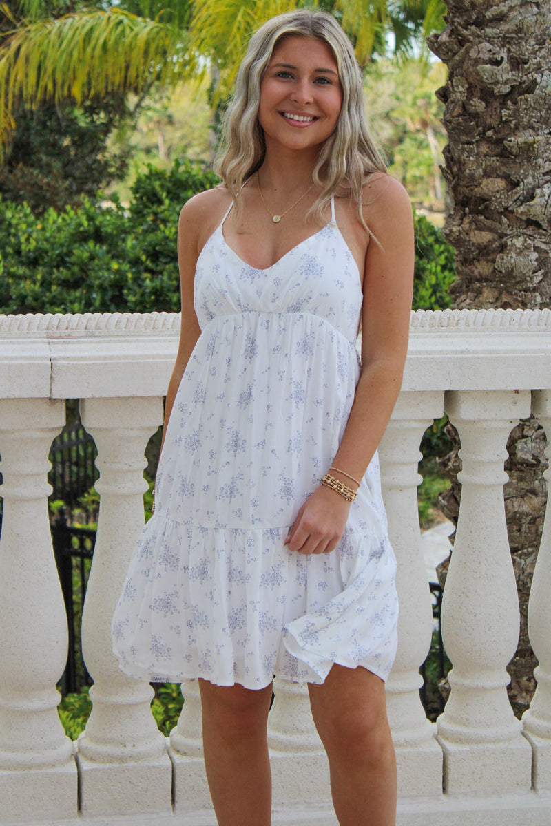 Calling For Sunshine Floral Mini Dress - White/Blue Large Calling For Sunshine Floral Mini Dress - White/Blue Large