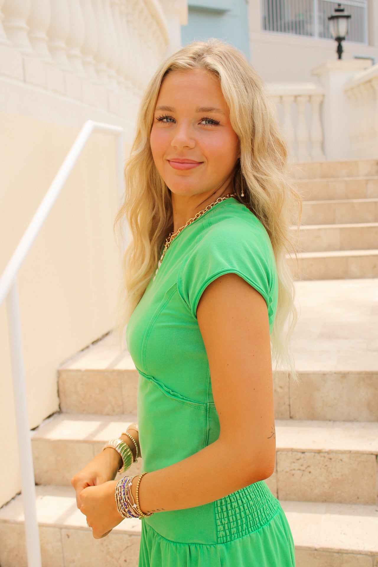 Feeling Free Mineral Washed Top - Kelly Green