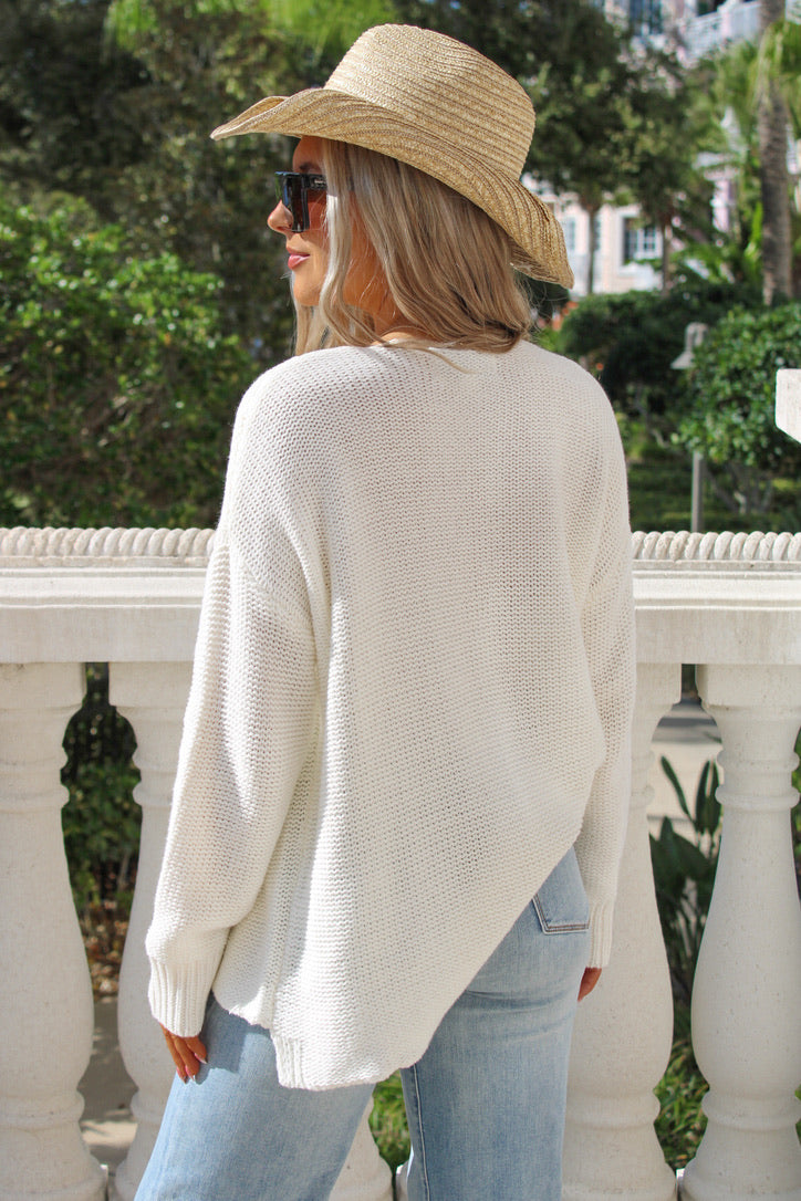 Vintage Havana: Vacay Embroidered Sweater - White