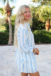 Z Supply: The Perfect Linen Stripe Button Up - Skyline