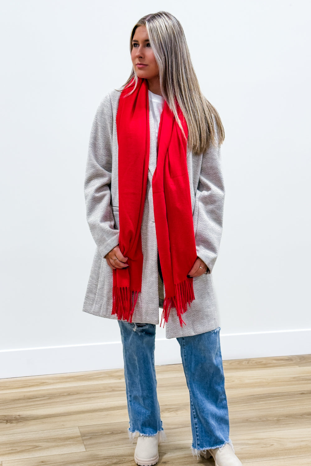 Chilly Days Scarf With Tassel - Red | Makk Fashions