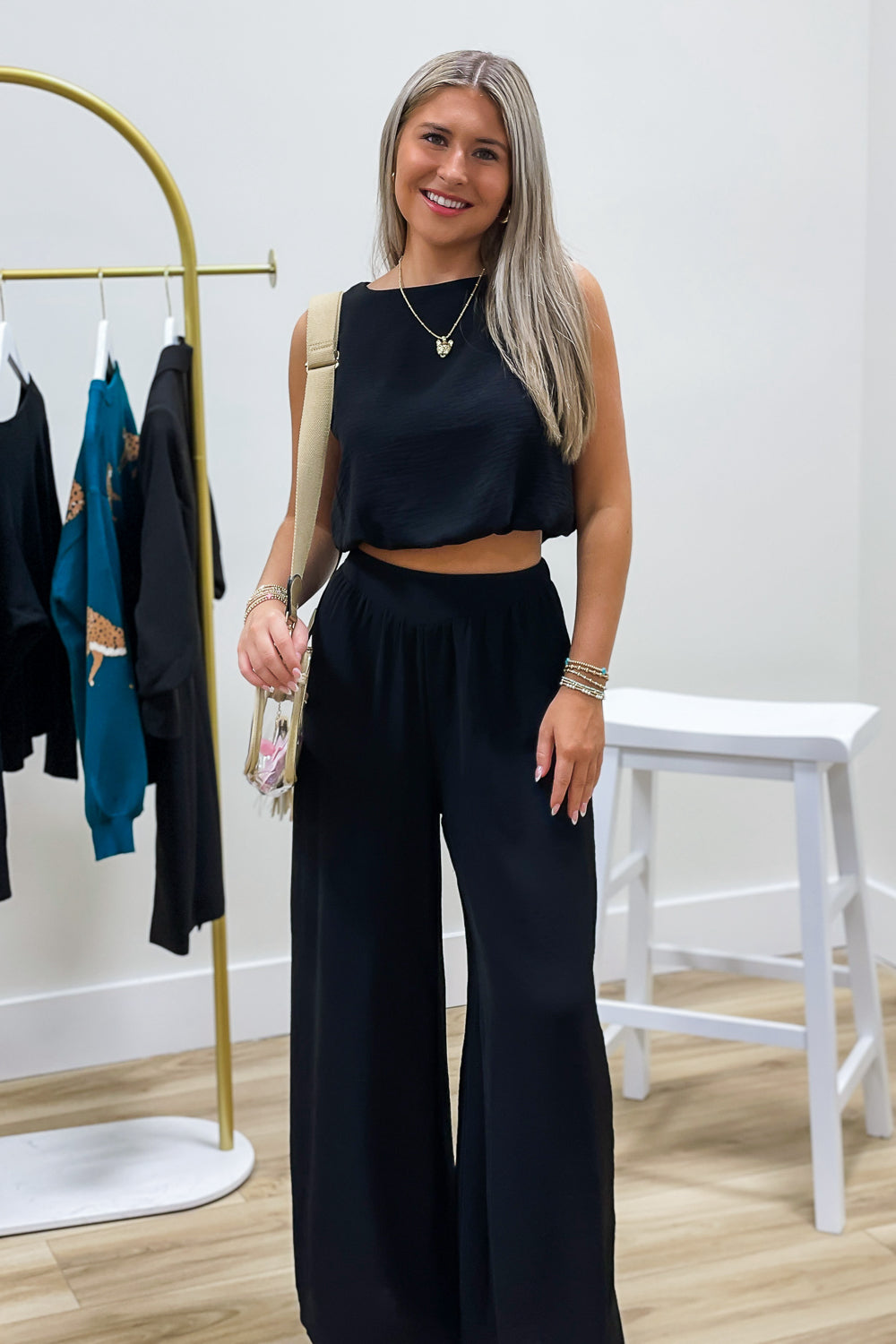 Completely Confident Cropped Top - Black | Makk Fashions