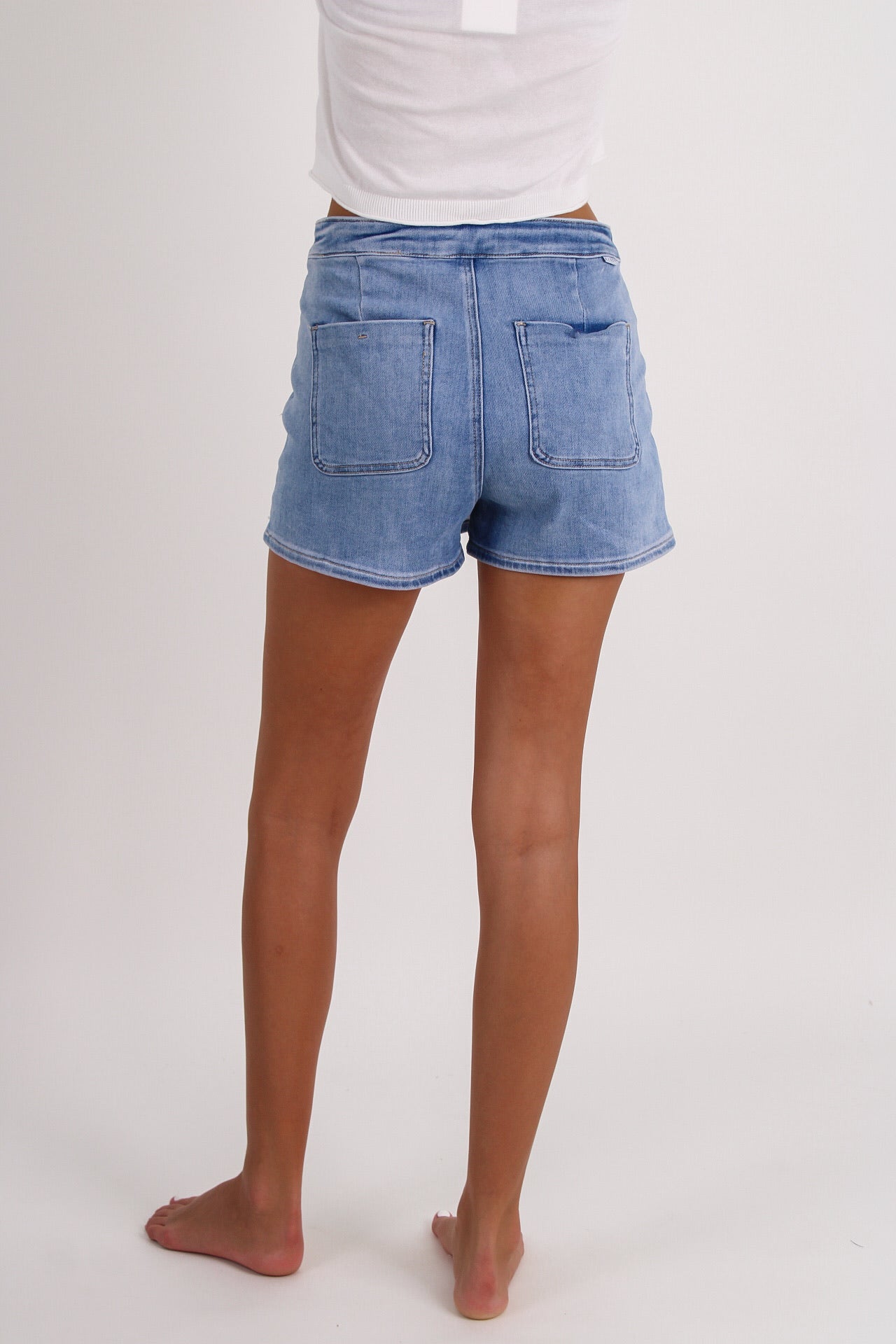 Mandy High Rise Button Down Skort - Lt Wash