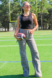 Hidden: Happi High Rise Comfort Flare Jeans - Cheetah