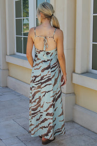 Effortless Chic Open Back Maxi Dress - Milti