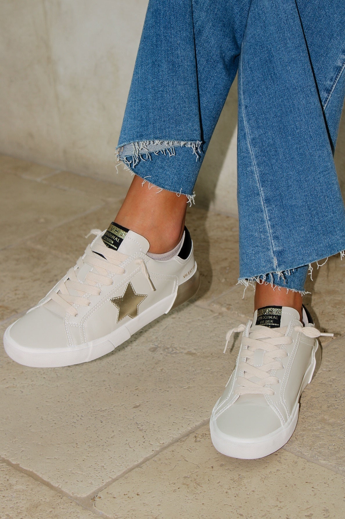 Vintage Havana: Mag 9 - White Gold Black