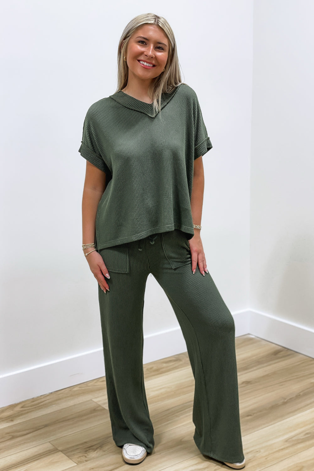 Good Times Textured Drawstring Pants - Olive | Makk Fashions