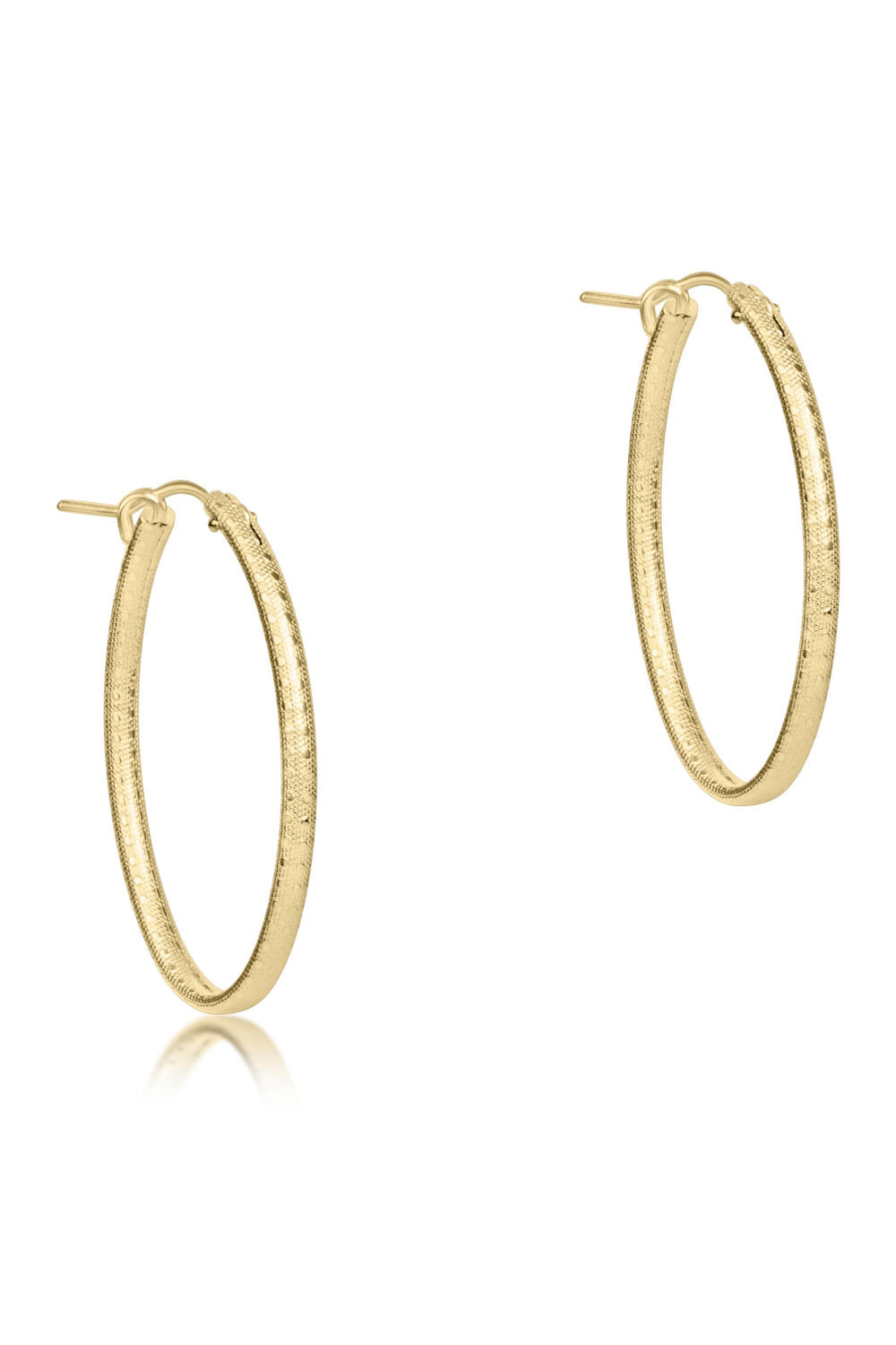 enewton: Oval Gold 1" Textured Hoop Earrings | Makk Fashions