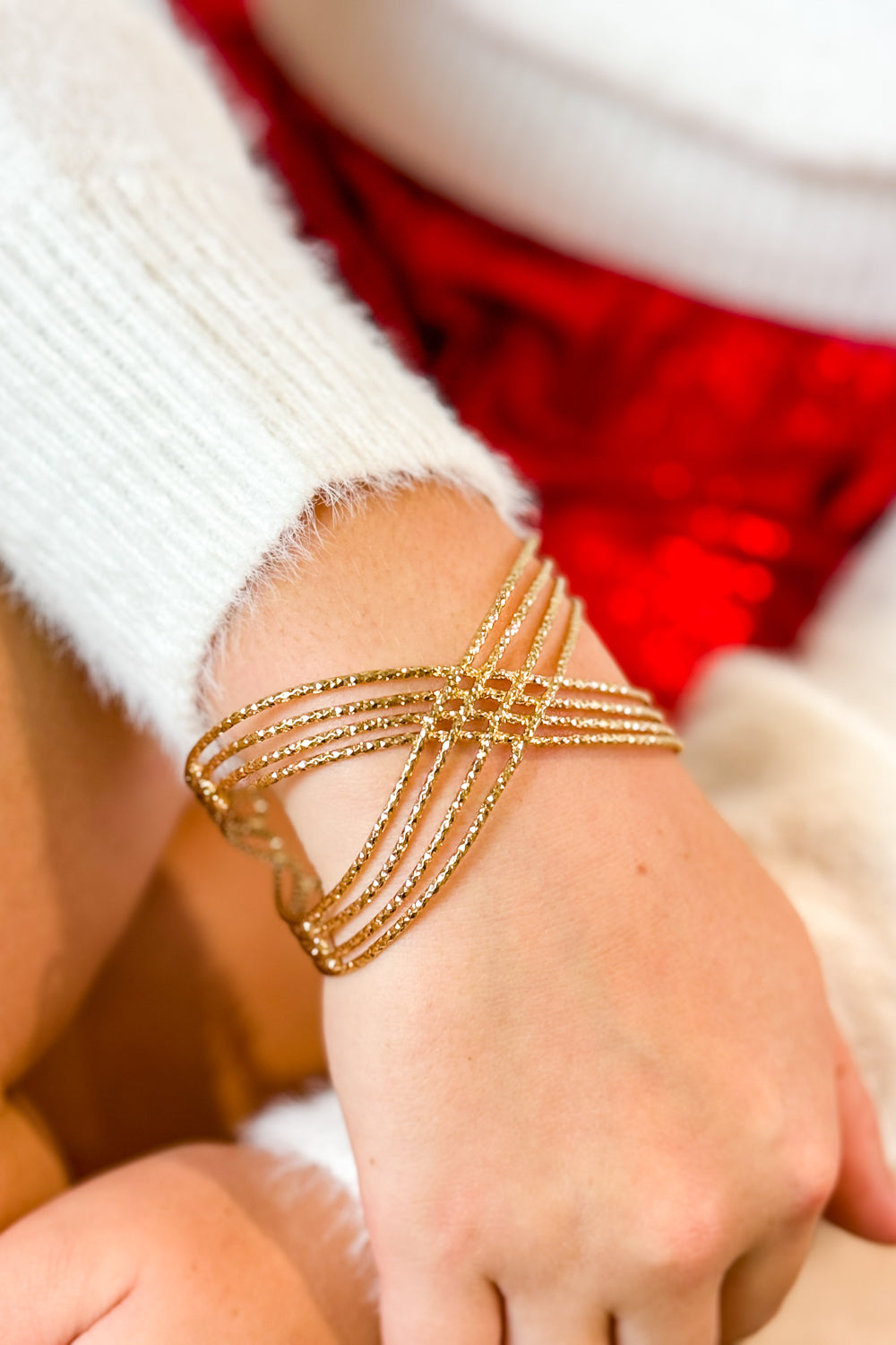 Textured Crisscross Bracelet - Gold | Makk Fashions