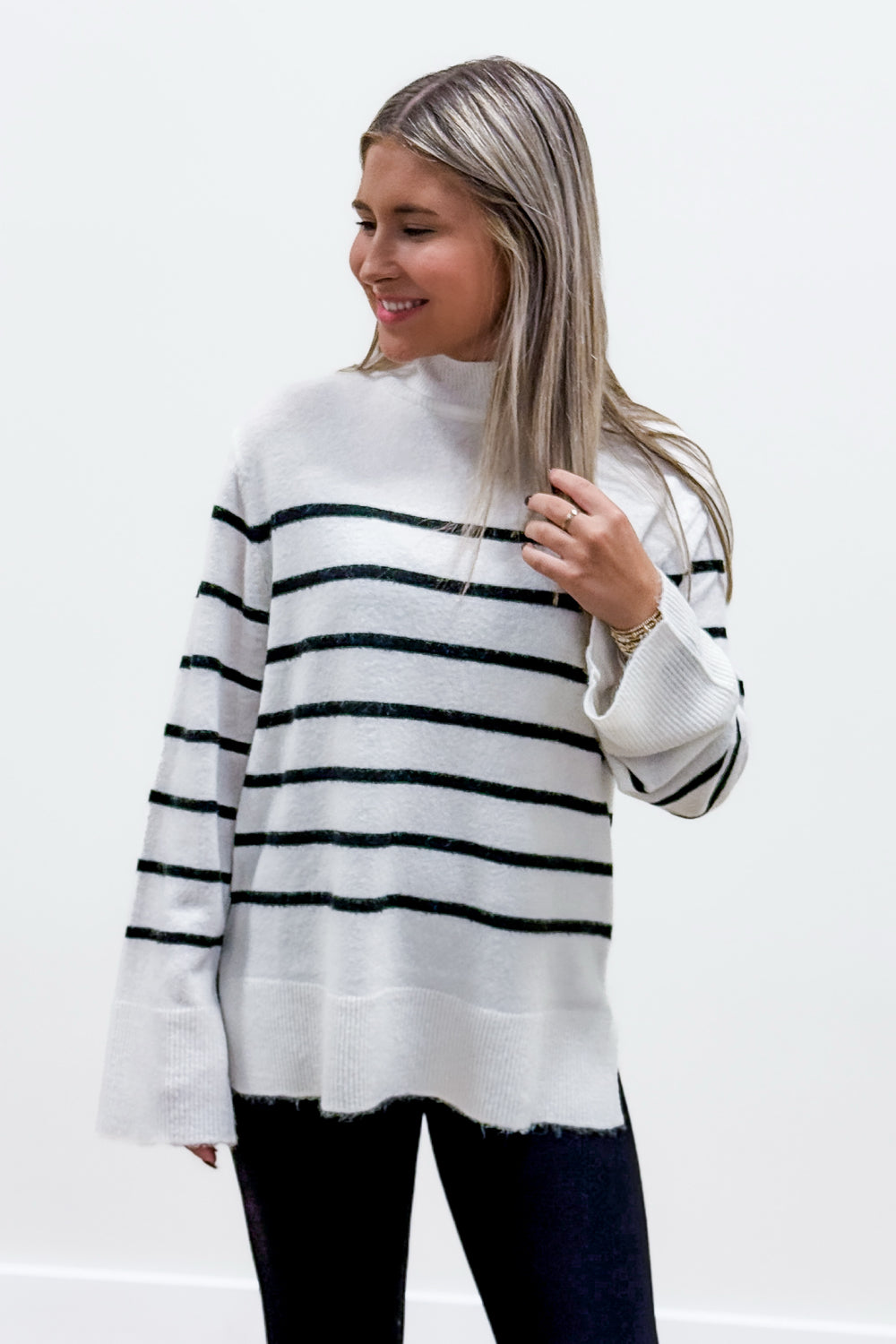 Z-Supply: Fin Stripe Sweater - Sea Salt | Makk Fashions