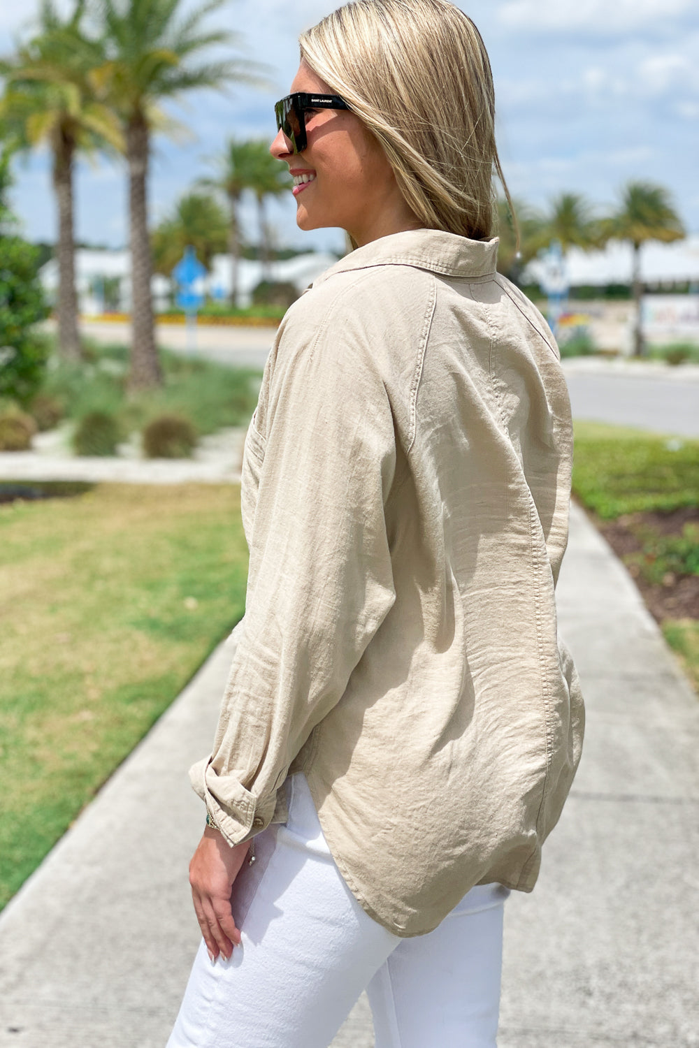 Z Supply: The Perfect Linen Top - Putty | Makk Fashions