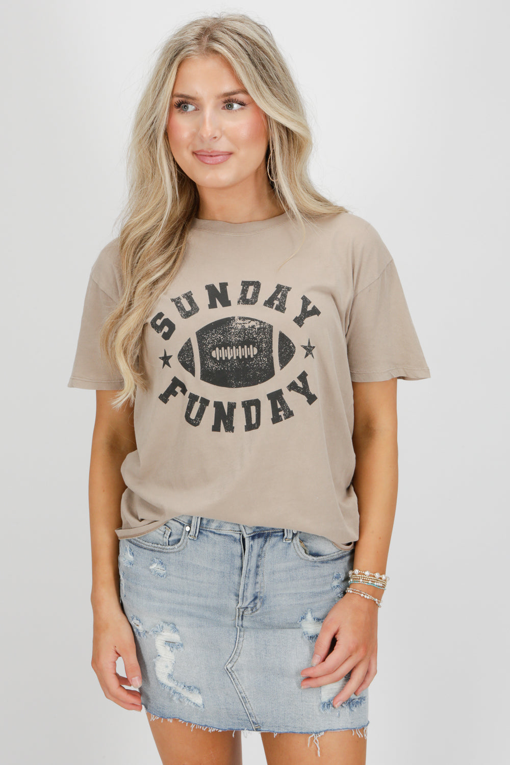 Z Supply: Sunday Funday Boyfriend Tee - Latte | Makk Fashions