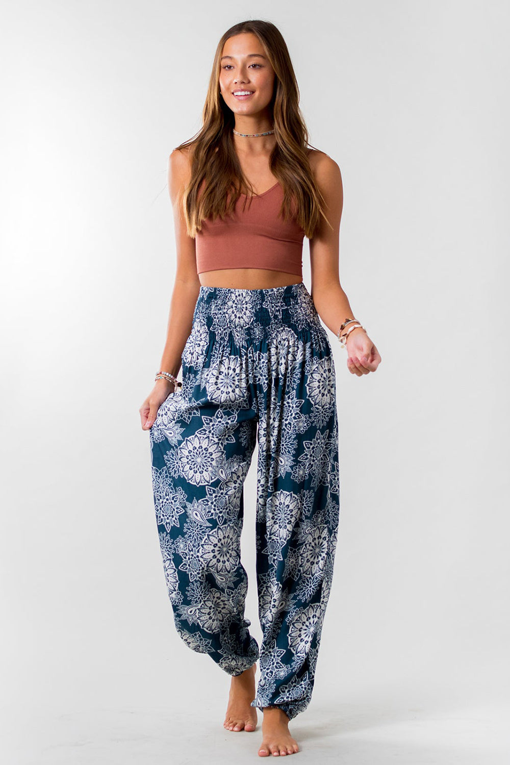 White Cotton Harem Pants at Rs 130/piece | Cotton Harem Trousers in Mumbai  | ID: 10540800112