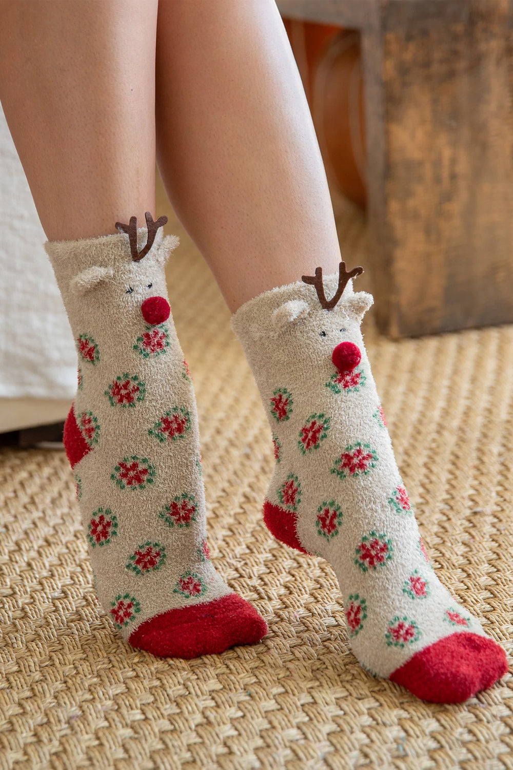 Natural Life: Cozy Reindeer Socks | Makk Fashions